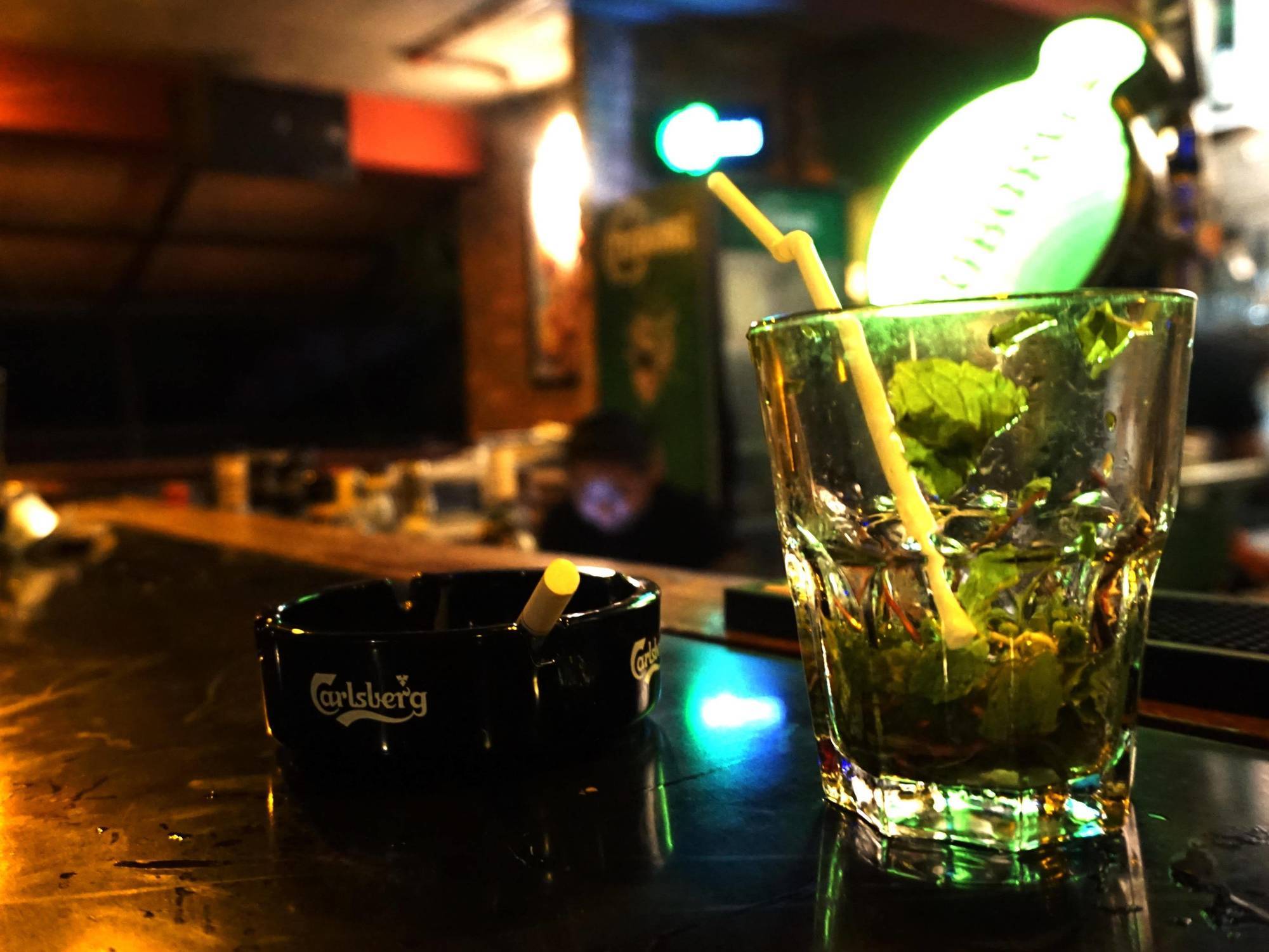 Yama Hotel & Rooftop Bar Янгон Екстер'єр фото